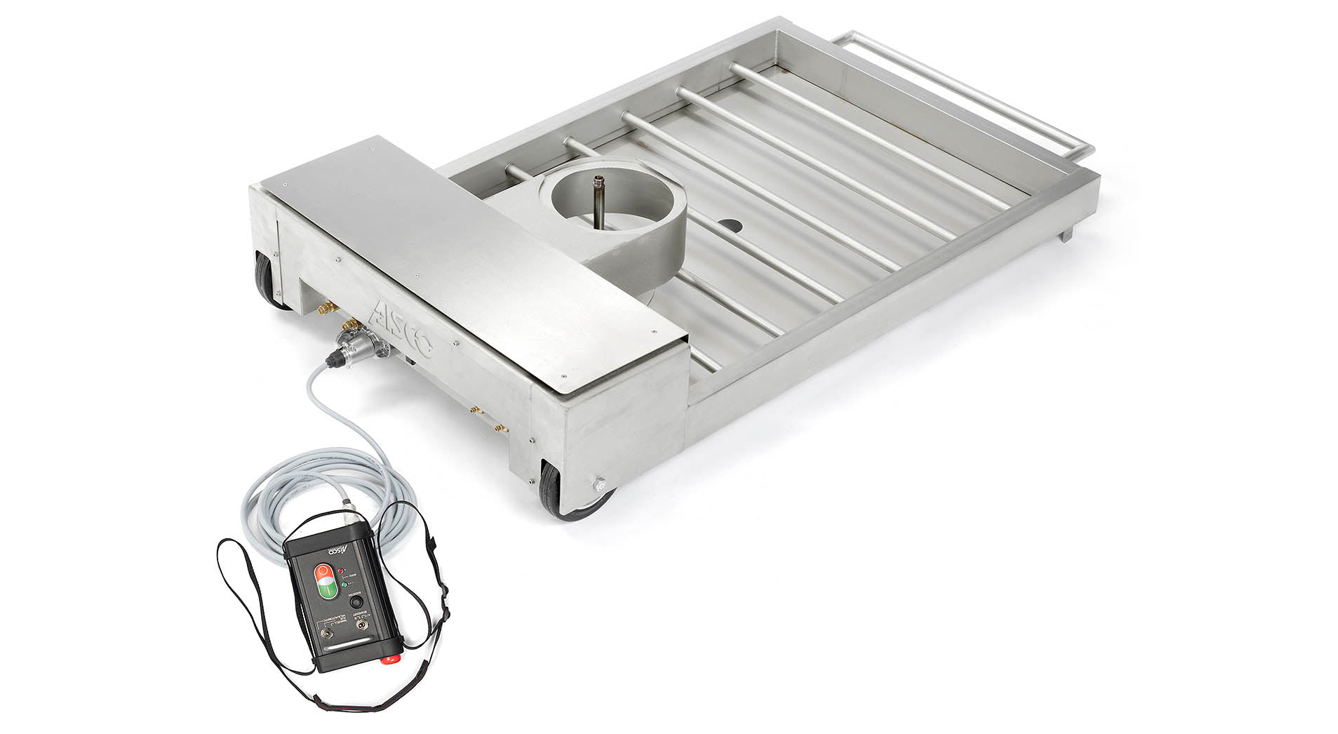 Nahaufnahme des AISCO Firetrainer E1502 mit detaillierten Komponenten und Funktionen des Brandsimulators