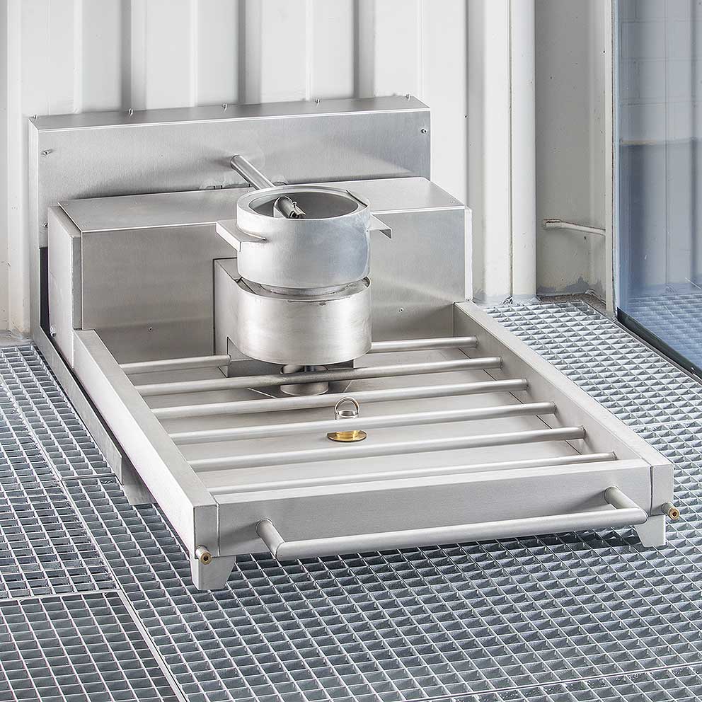 AISCO Firetrainer E1502 integriert im Brandcontainer AISCO Crossfire für realistische und sichere Feuerwehrübungen und Brandbekämpfungstrainings