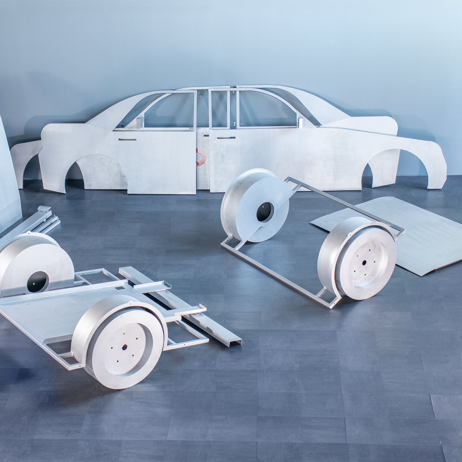 Zerlegbare Trainingsattrappe eines Fahrzeugs (1:1) von AISCO für realistische Einsatzübungen