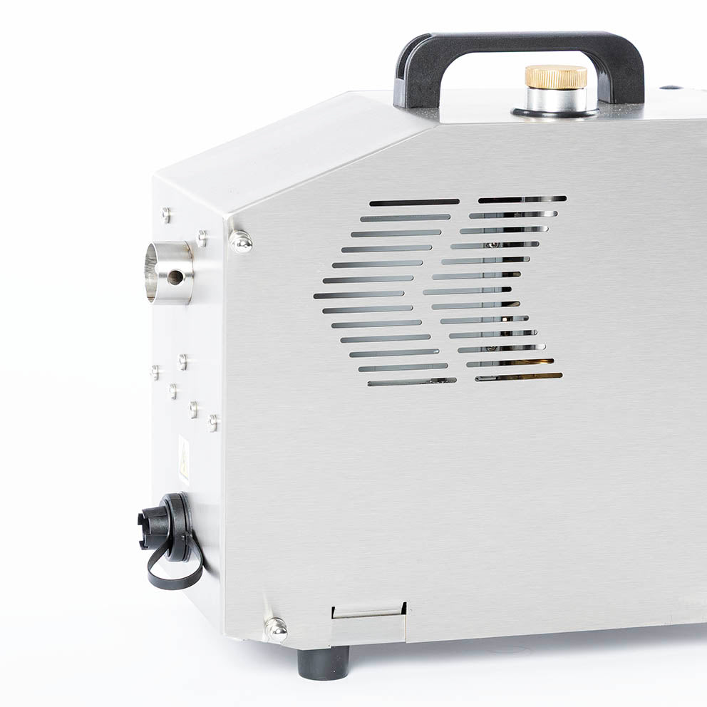 Scirocco Smoke Generator cold device on white