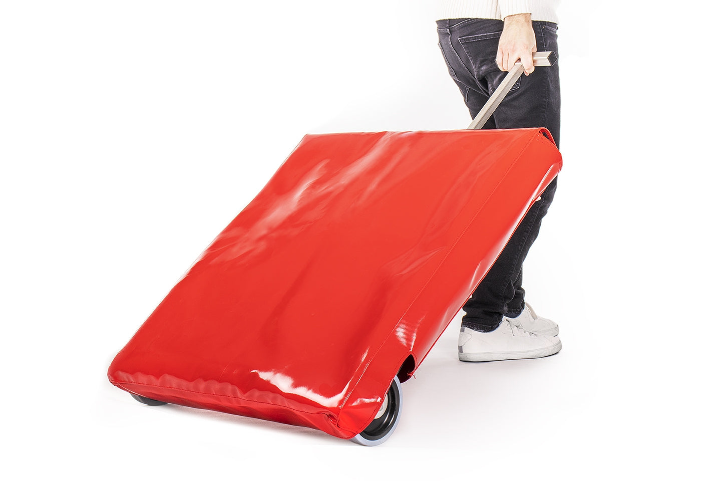 AISCO Firetrainer E 100 with red protective cover for fire simulations